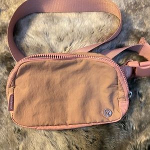 Lululemon Everywhere bag.